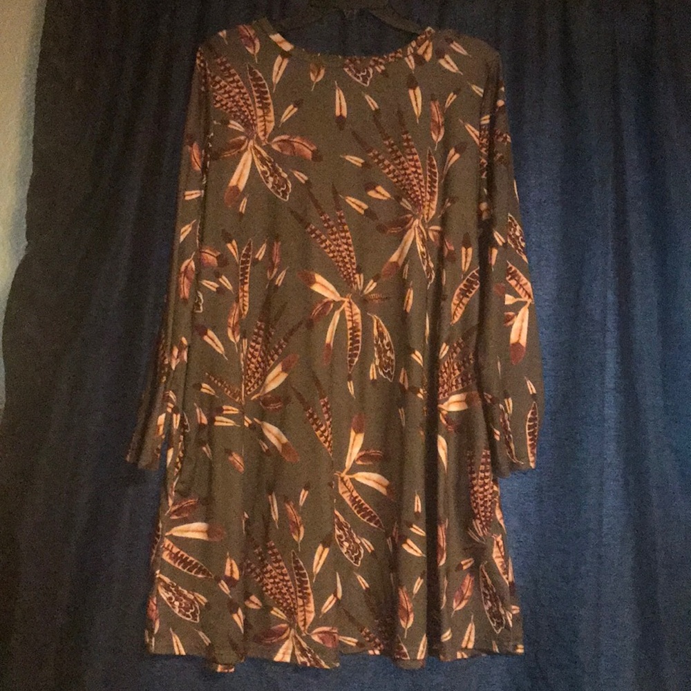 Olive dress with pockets!